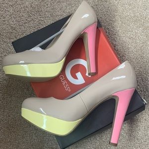 NIB Guess pastel colorblock patent platform high heel shoes. Size 10